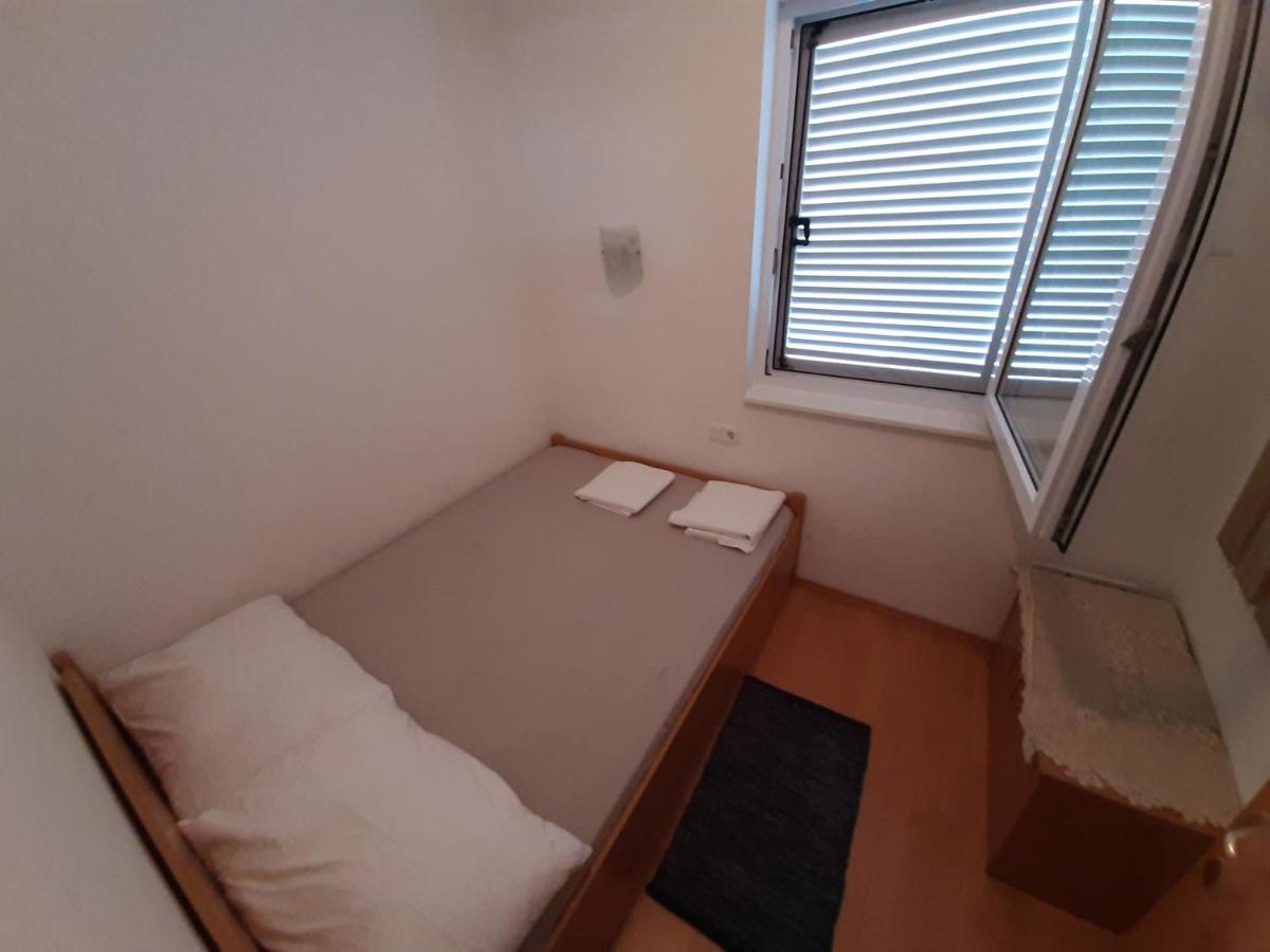 Apartments Puky Dreams Novalja Εξωτερικό φωτογραφία