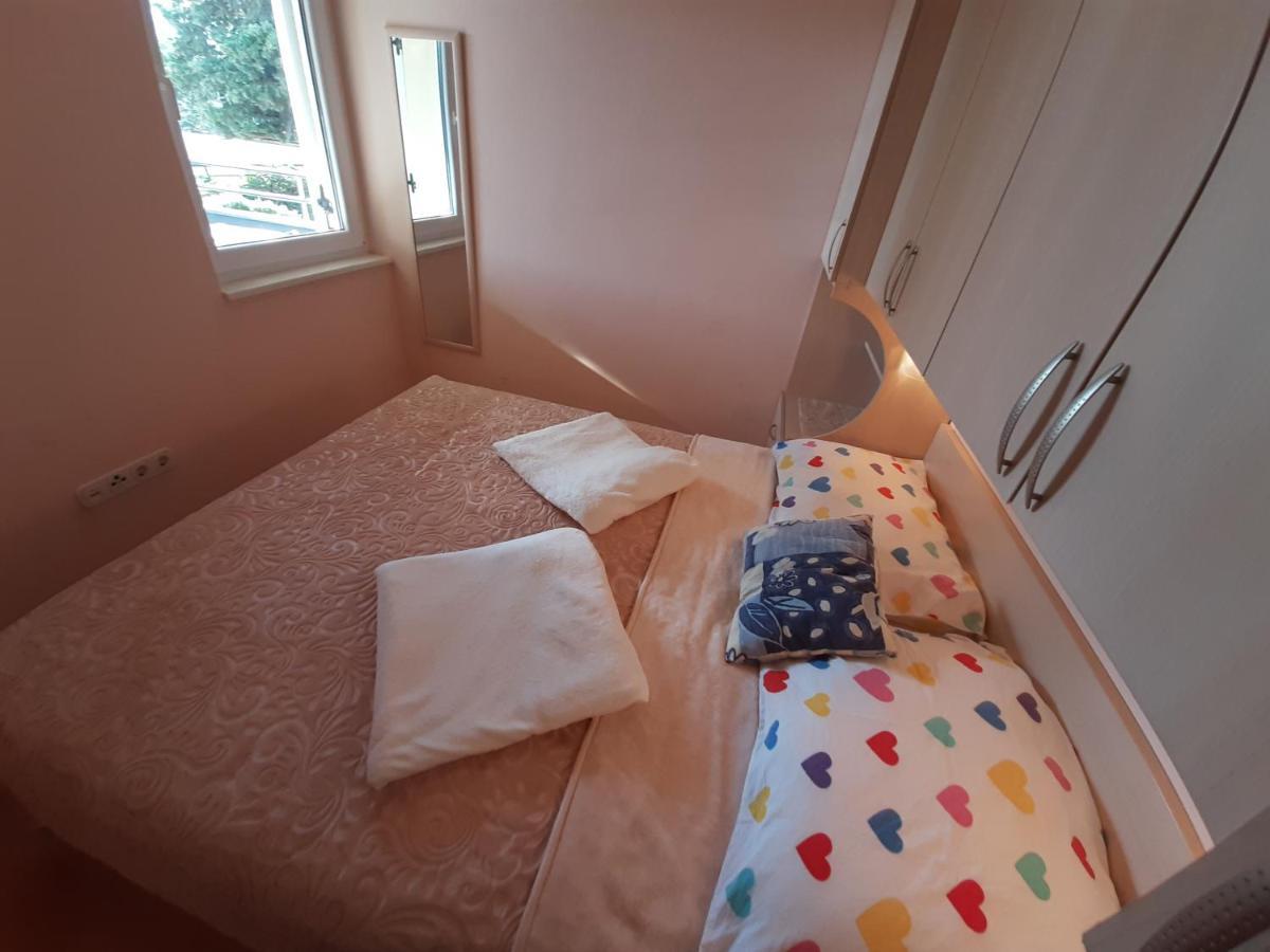 Apartments Puky Dreams Novalja Εξωτερικό φωτογραφία