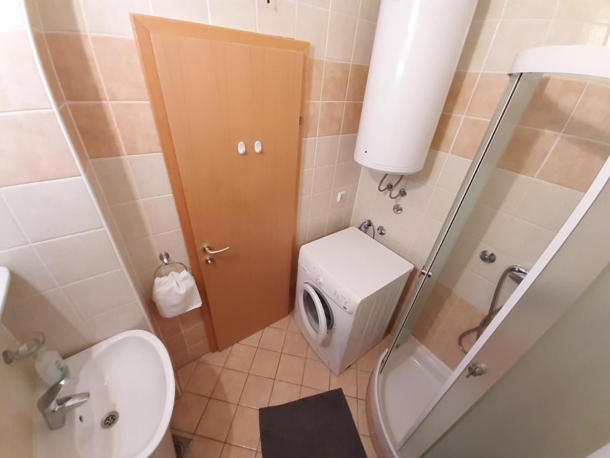 Apartments Puky Dreams Novalja Εξωτερικό φωτογραφία