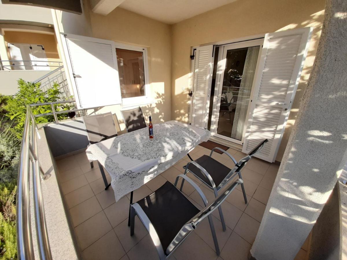 Apartments Puky Dreams Novalja Εξωτερικό φωτογραφία