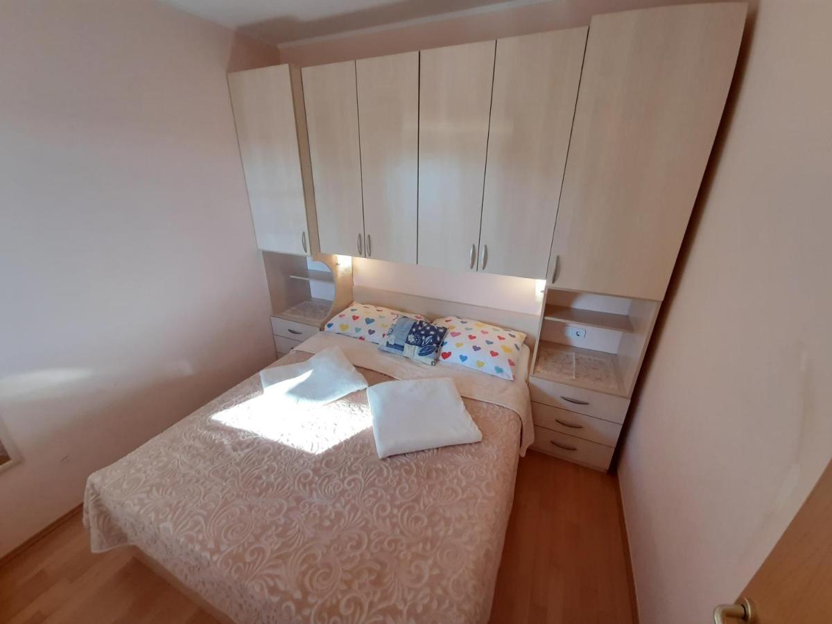 Apartments Puky Dreams Novalja Εξωτερικό φωτογραφία